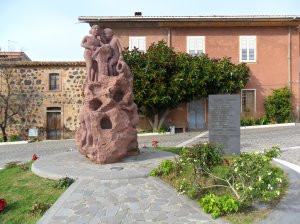 Villanova Truschedu, Monumento ai Caduti